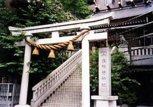 十番稲荷神社（港区麻布十番）