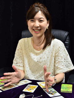 有里香先生